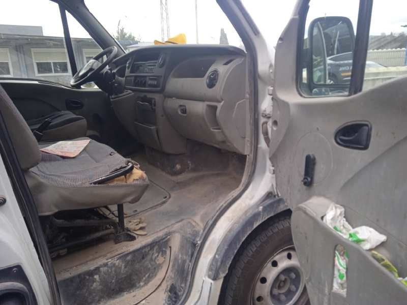 renault master ii phase 2 caja cerrada del año 2004