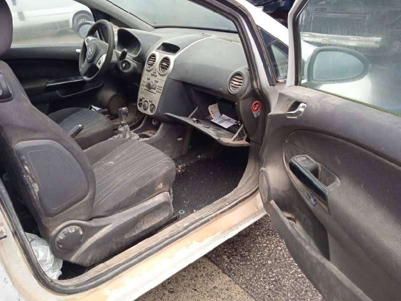 opel corsa d del año 2007