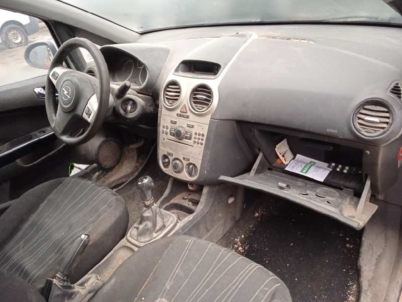 opel corsa d del año 2007