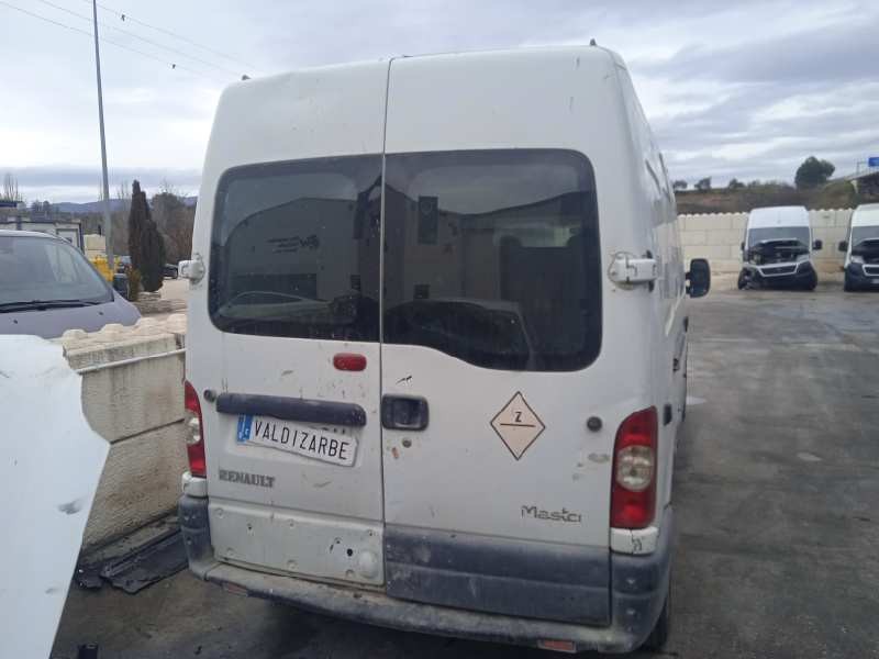 renault master ii phase 2 caja cerrada del año 2004