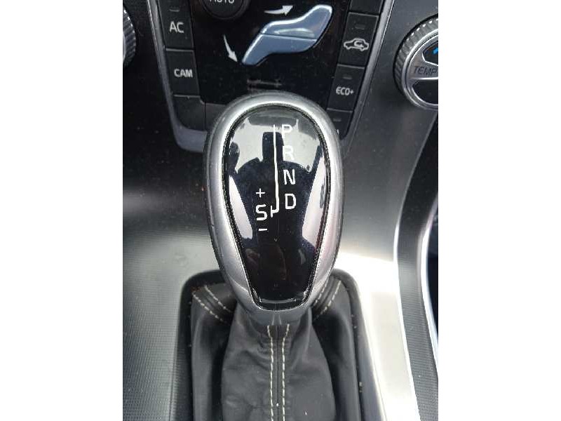 volvo v60 familiar del año 2020