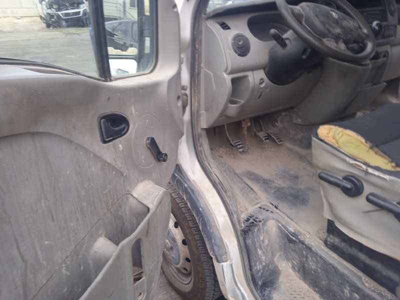 renault master ii phase 2 caja cerrada del año 2004