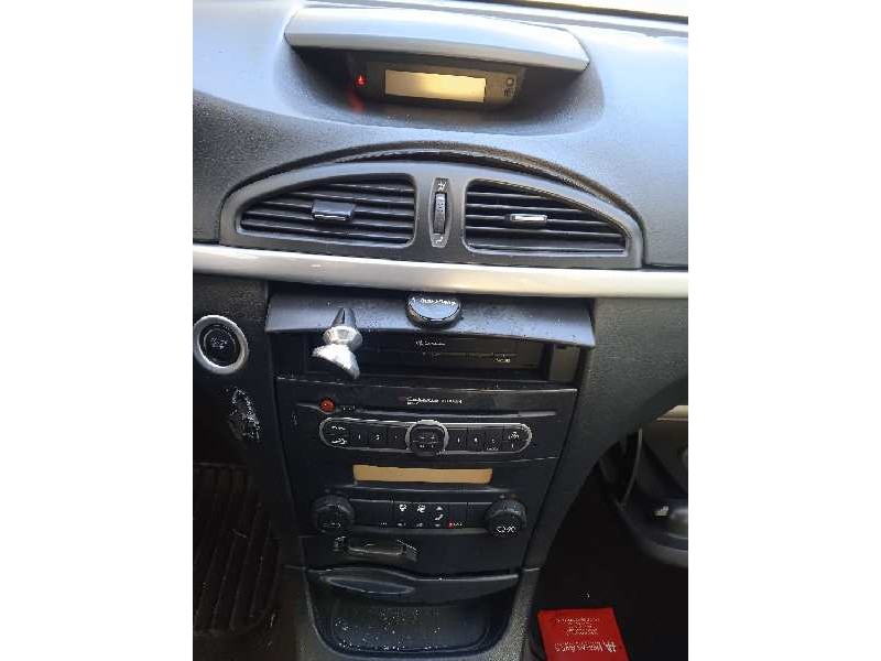 renault laguna ii (bg0) del año 2006