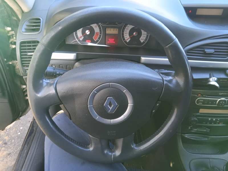 renault laguna ii (bg0) del año 2006