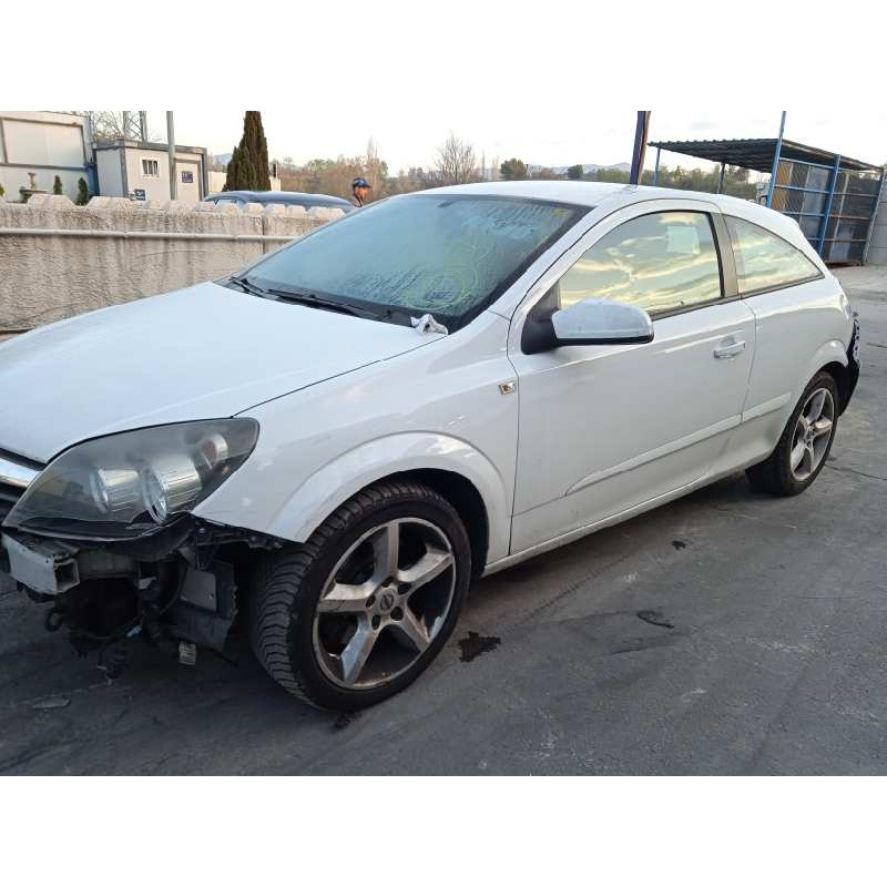 opel astra gtc del año 2006