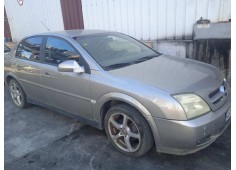 opel vectra c berlina del año 2004