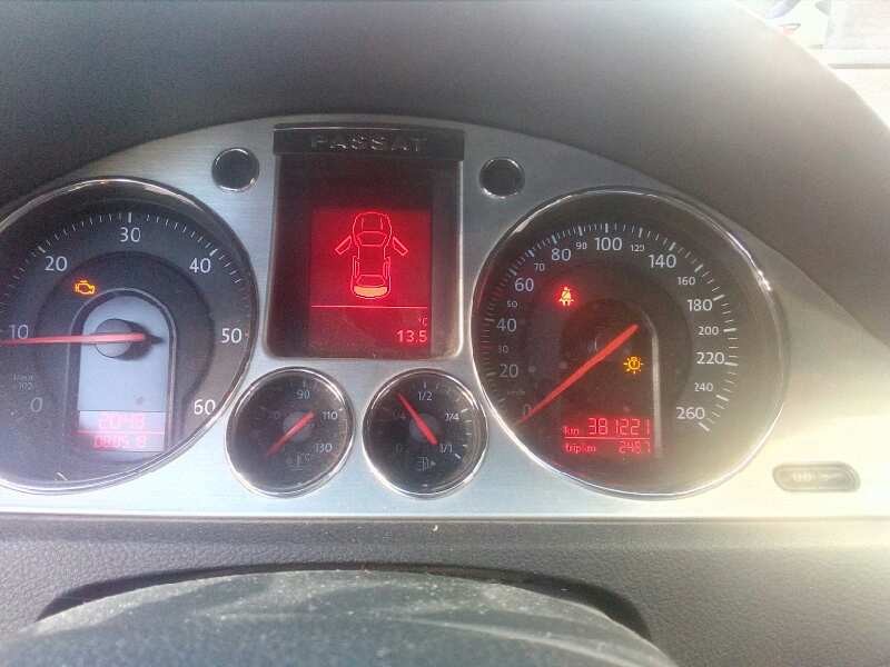 volkswagen passat berlina (3c2) del año 2006