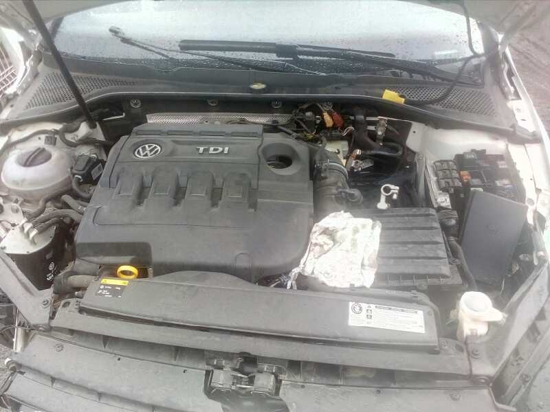 volkswagen golf vii lim. (5g1) del año 2014