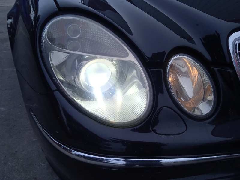 mercedes-benz clase e (w211) berlina del año 2002