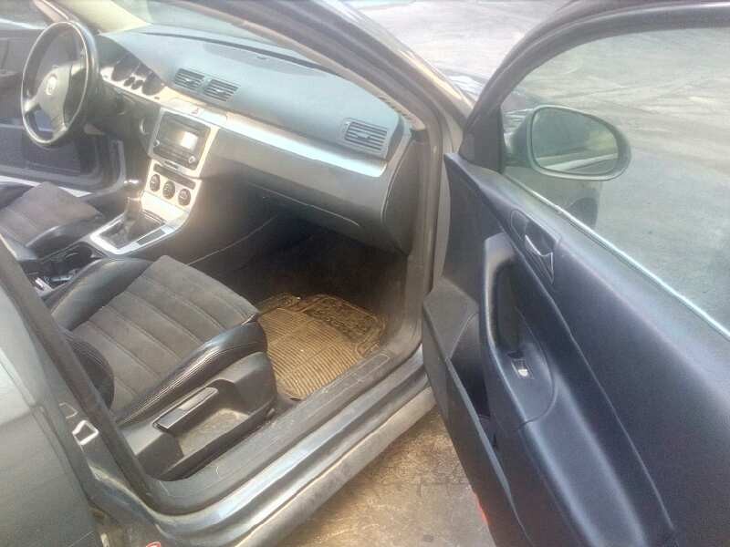 volkswagen passat berlina (3c2) del año 2006