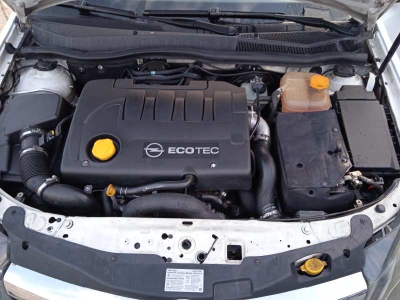 opel astra gtc del año 2006