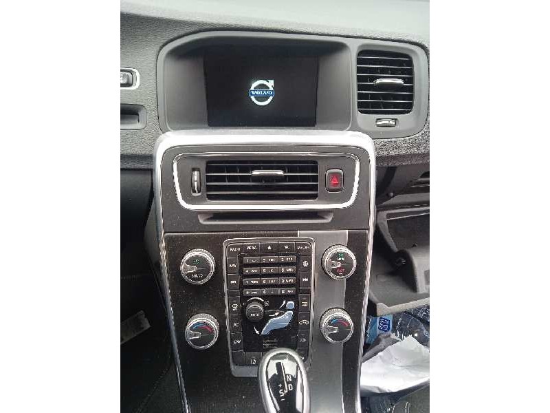 volvo v60 familiar del año 2020