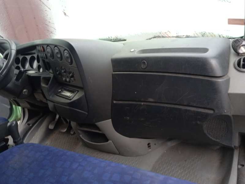 iveco daily caja cerrada (1999 =>) del año 2003