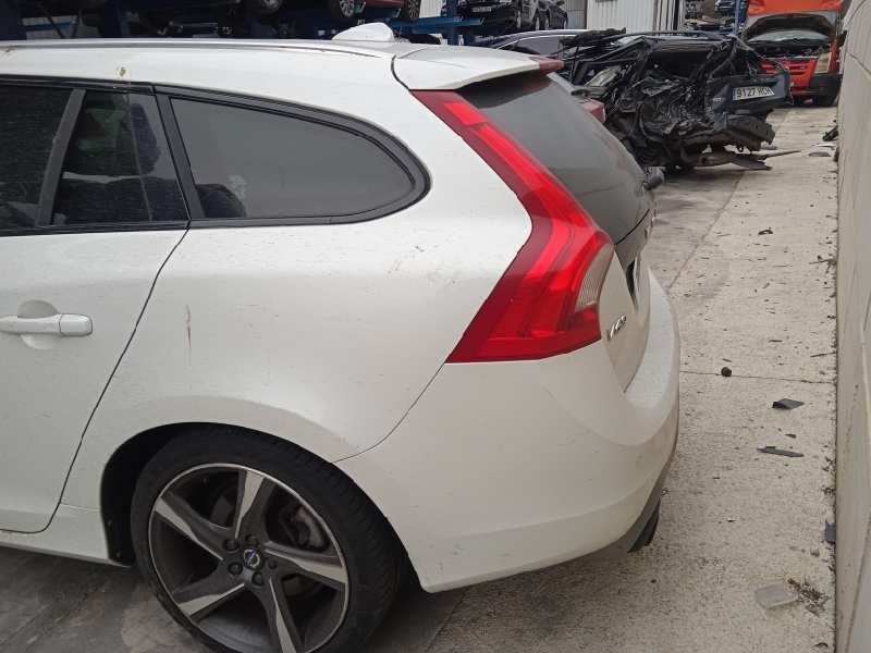 volvo v60 familiar del año 2020