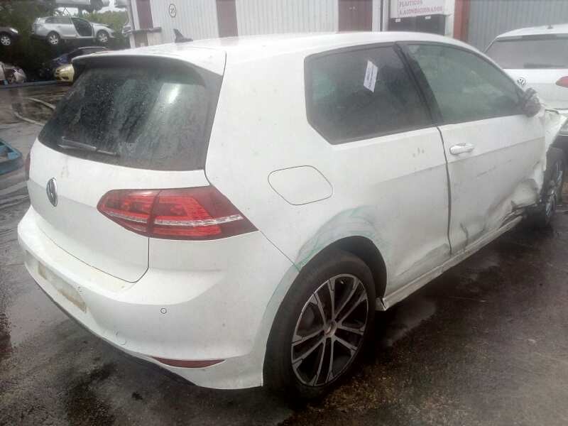 volkswagen golf vii lim. (5g1) del año 2014