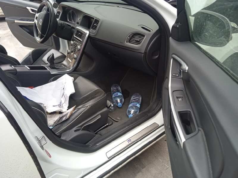 volvo v60 familiar del año 2020