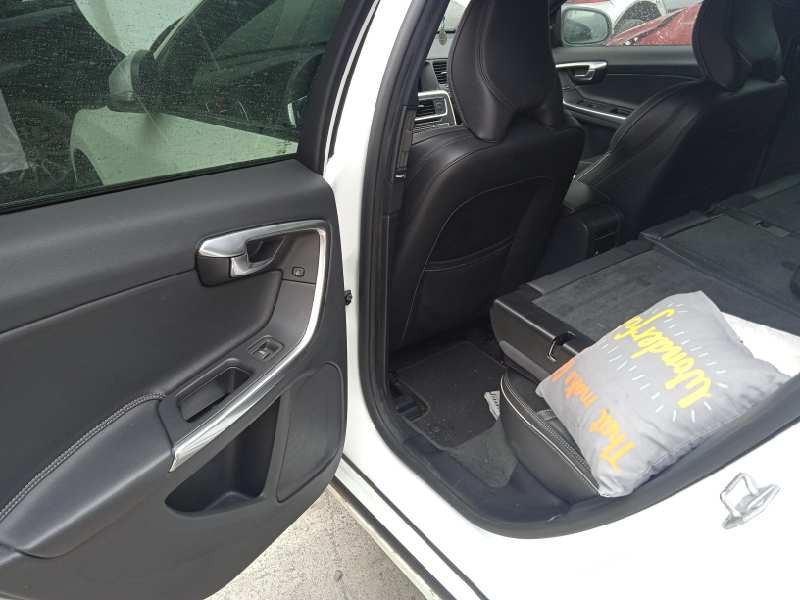 volvo v60 familiar del año 2020