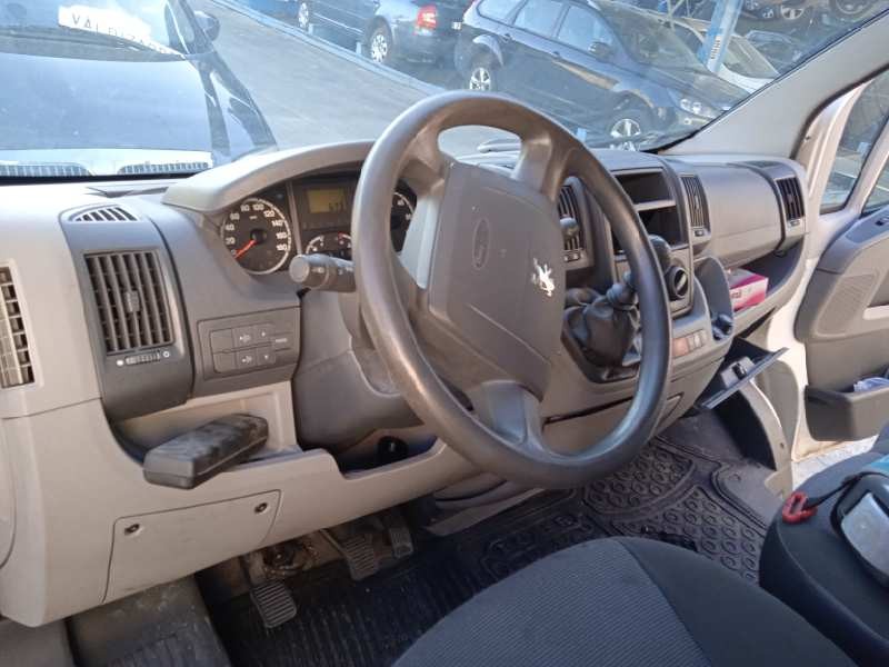 peugeot boxer caja cerrada (bat. 3450) (333) del año 2009