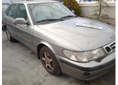 saab 9-3 berlina del año 2001