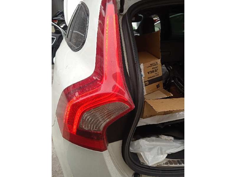 volvo v60 familiar del año 2020