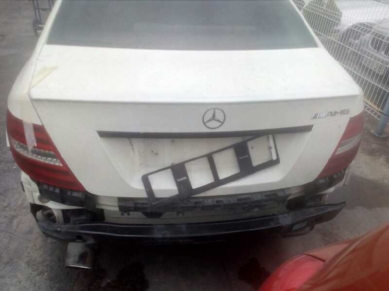 mercedes-benz clase c (w204) berlina del año 2009