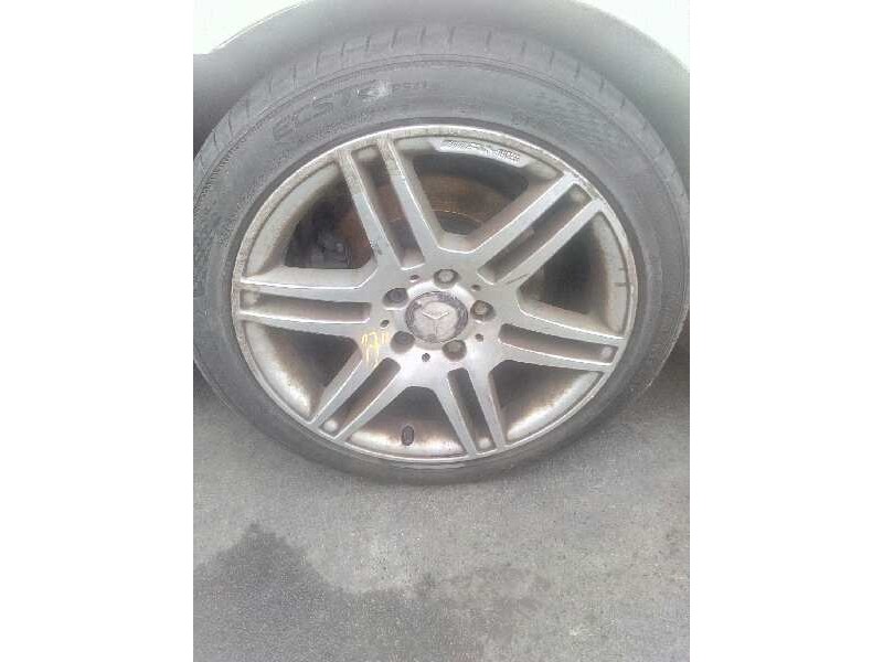 mercedes-benz clase c (w204) berlina del año 2009