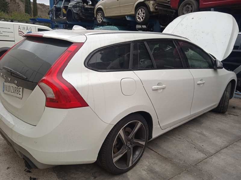 volvo v60 familiar del año 2020