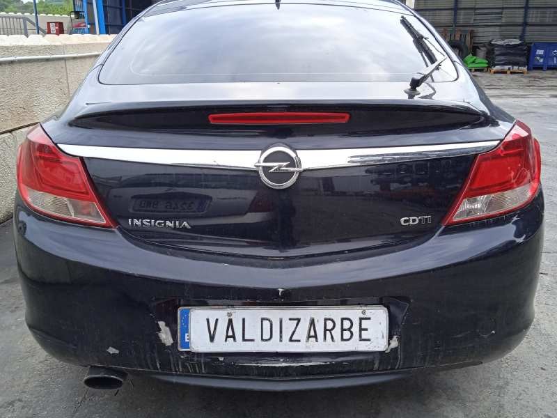 opel insignia berlina del año 2009