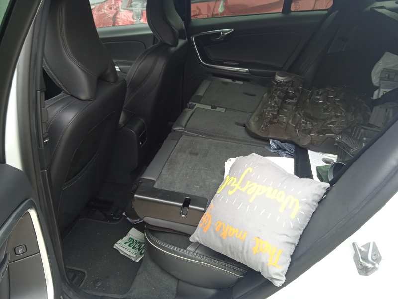 volvo v60 familiar del año 2020