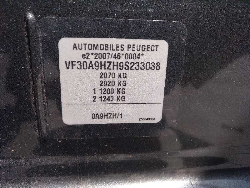 peugeot 5008 del año 2010