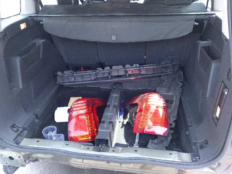 peugeot 5008 del año 2010