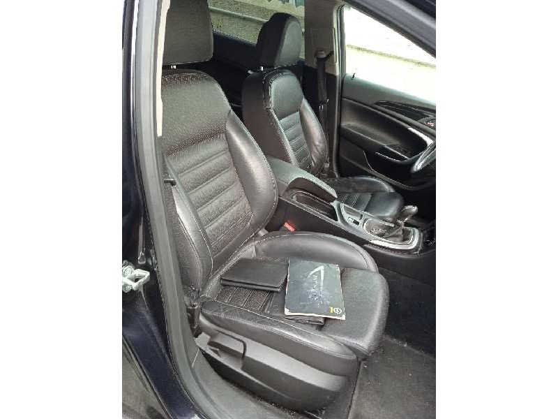 opel insignia berlina del año 2009