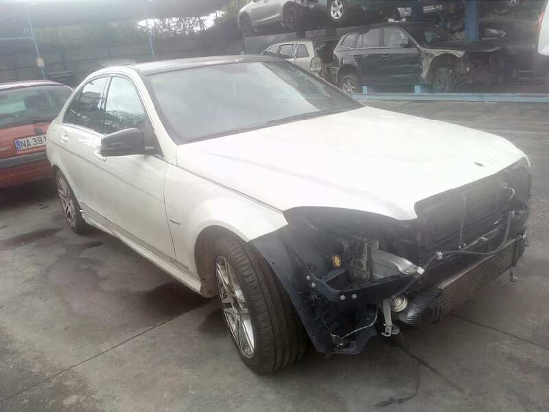 mercedes-benz clase c (w204) berlina del año 2009