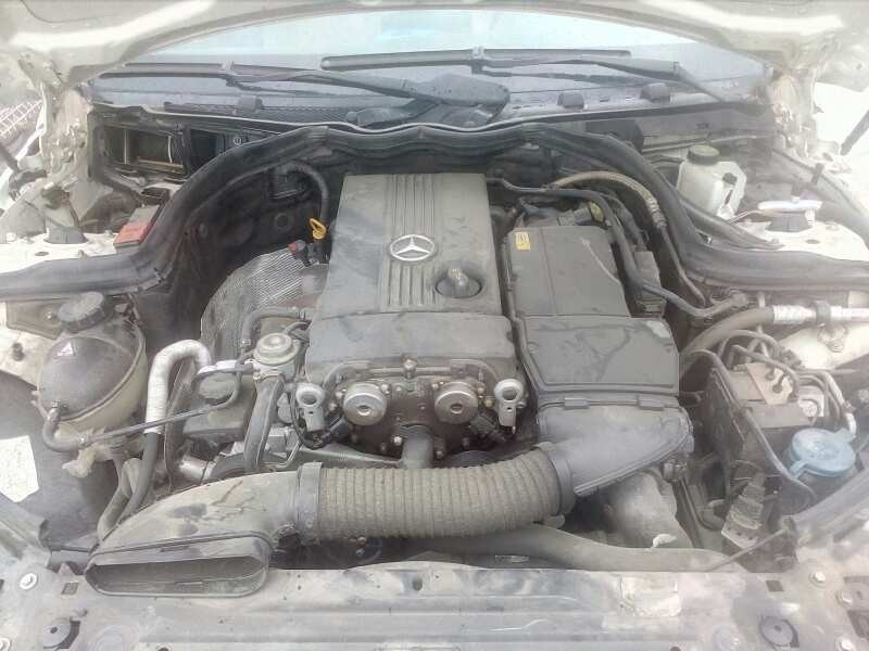 mercedes-benz clase c (w204) berlina del año 2009