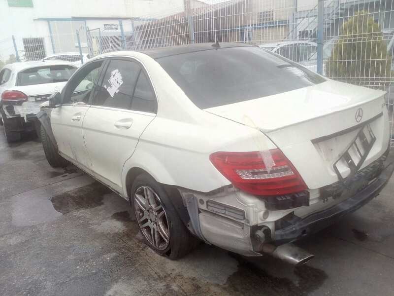 mercedes-benz clase c (w204) berlina del año 2009