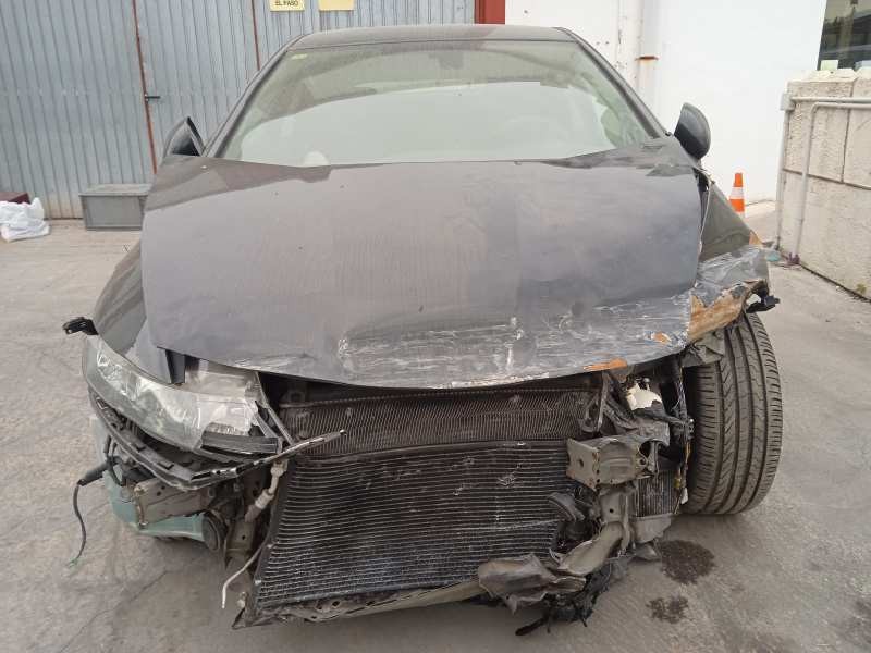 honda civic berlina 5 (fk) del año 2010