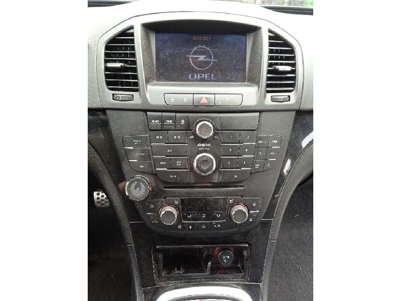 opel insignia berlina del año 2009