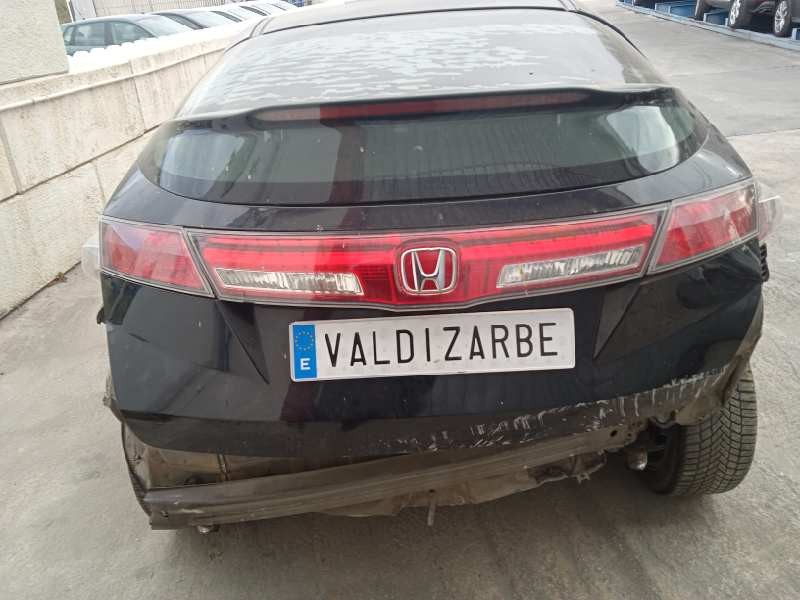 honda civic berlina 5 (fk) del año 2010