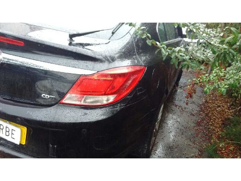 opel insignia berlina del año 2009