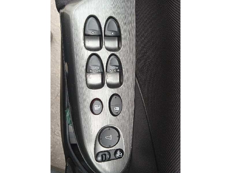 honda civic berlina 5 (fk) del año 2010