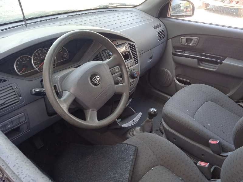 kia carens del año 2005