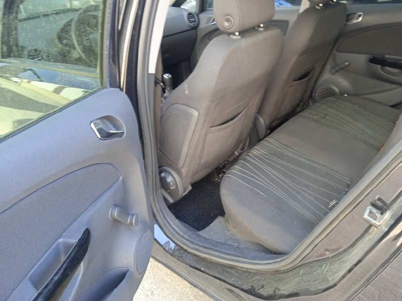 opel corsa d del año 2010