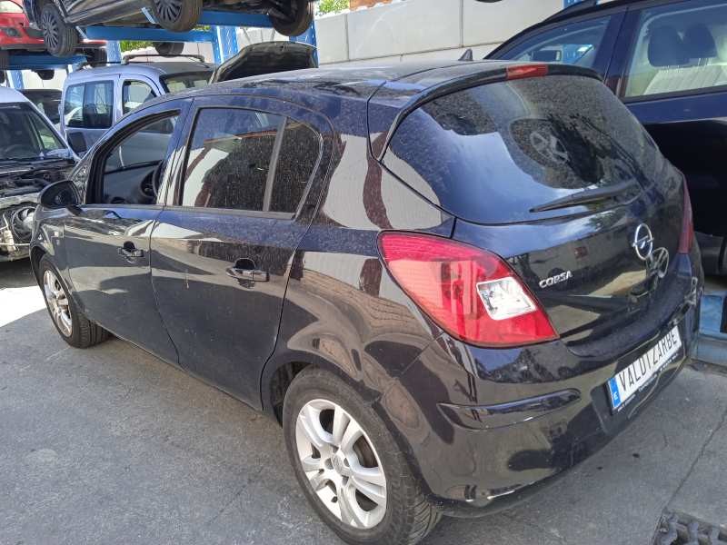 opel corsa d del año 2010