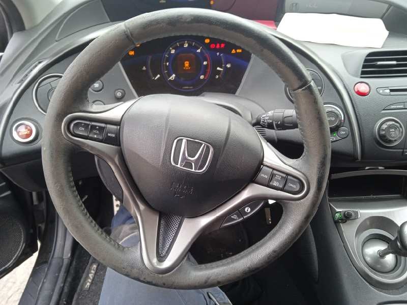 honda civic berlina 5 (fk) del año 2010