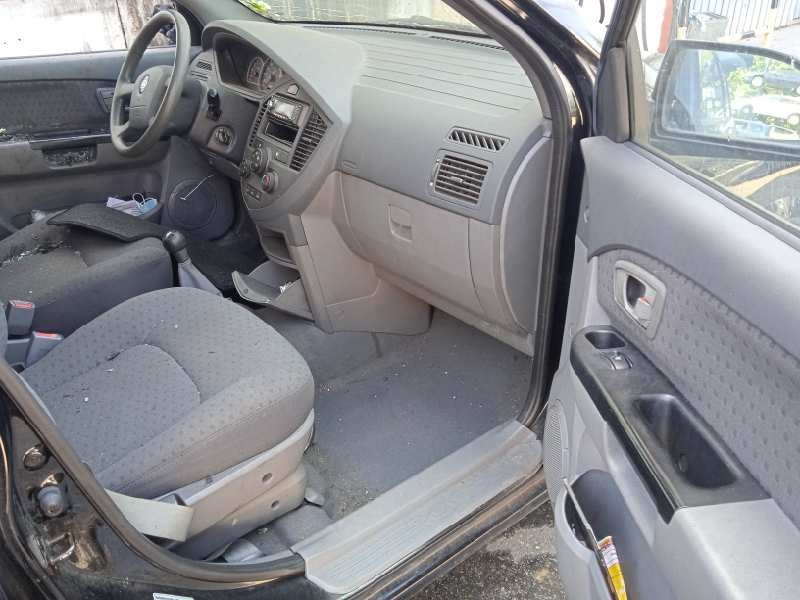 kia carens del año 2005