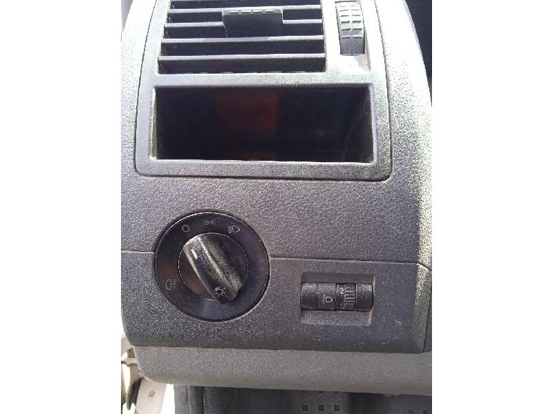 volkswagen t5 transporter/furgoneta del año 2008