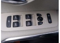 volvo v40 del año 2014 2