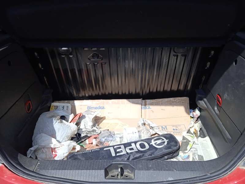 opel corsa d del año 2010