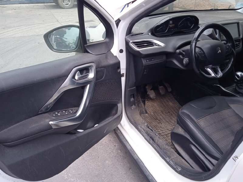 peugeot 2008 (--.2013) del año 2019