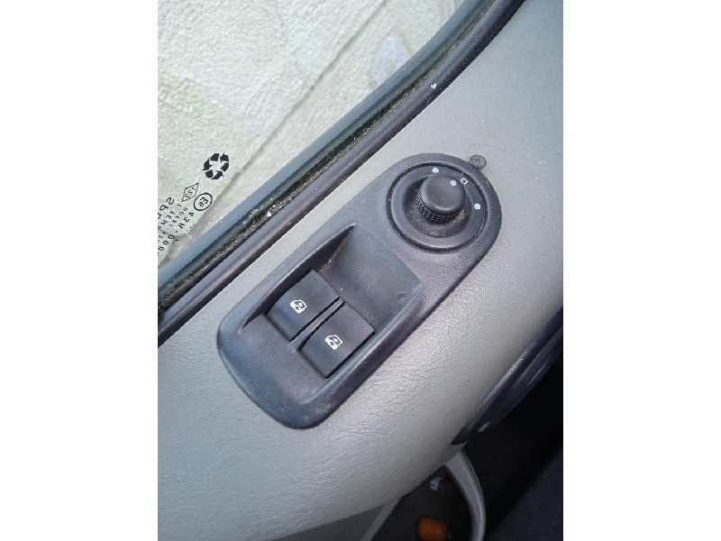 renault trafic combi (ab 4.01) del año 2007